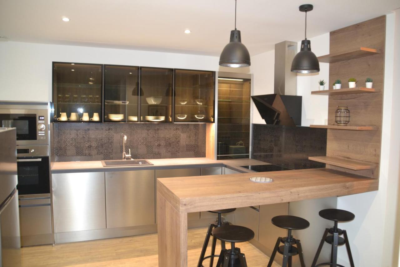 Ferienwohnung Triplex 110 M2 Centre Historique Avec Jacuzzi Dinan Exterior foto