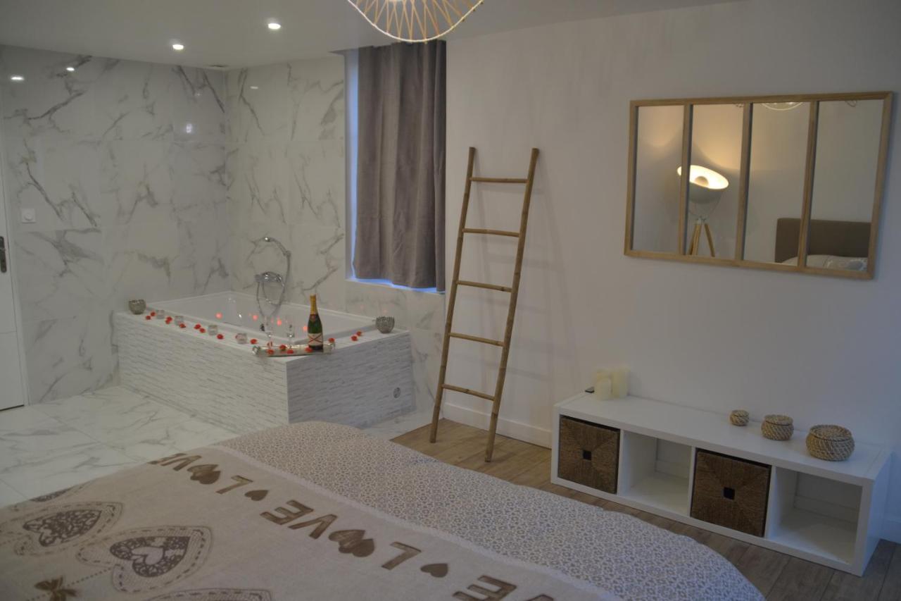 Ferienwohnung Triplex 110 M2 Centre Historique Avec Jacuzzi Dinan Exterior foto