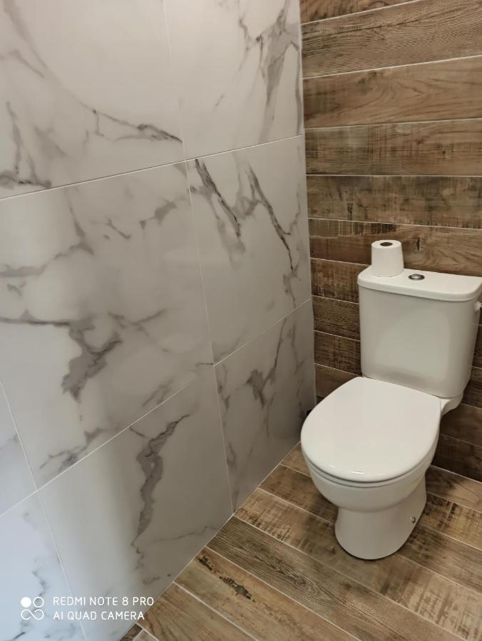 Ferienwohnung Triplex 110 M2 Centre Historique Avec Jacuzzi Dinan Exterior foto