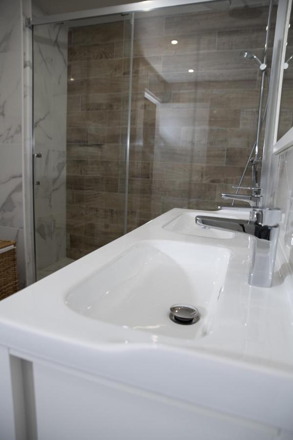 Ferienwohnung Triplex 110 M2 Centre Historique Avec Jacuzzi Dinan Exterior foto