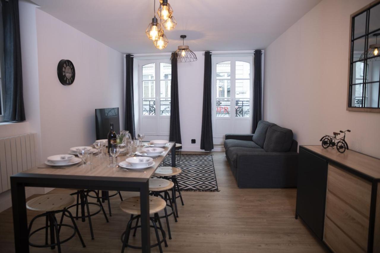 Ferienwohnung Triplex 110 M2 Centre Historique Avec Jacuzzi Dinan Exterior foto