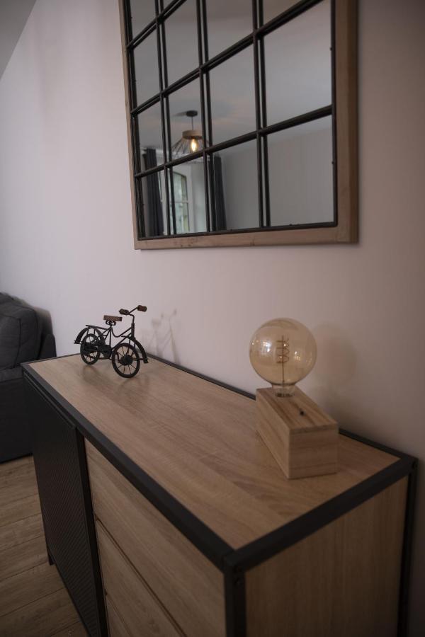 Ferienwohnung Triplex 110 M2 Centre Historique Avec Jacuzzi Dinan Exterior foto