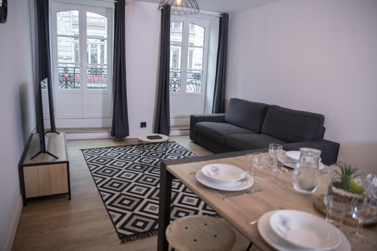 Ferienwohnung Triplex 110 M2 Centre Historique Avec Jacuzzi Dinan Exterior foto